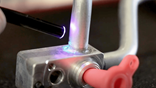Efficiente-lekdetectie-met-Snap-on-High-Definition-UV-camera